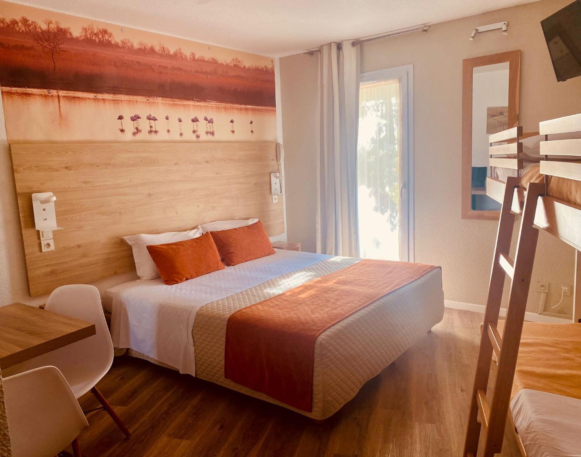Hotel Le Mas Des Ponts D'Арль Экстерьер фото