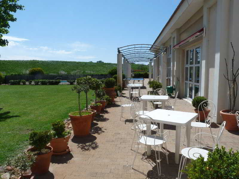 Hotel Le Mas Des Ponts D'Арль Экстерьер фото